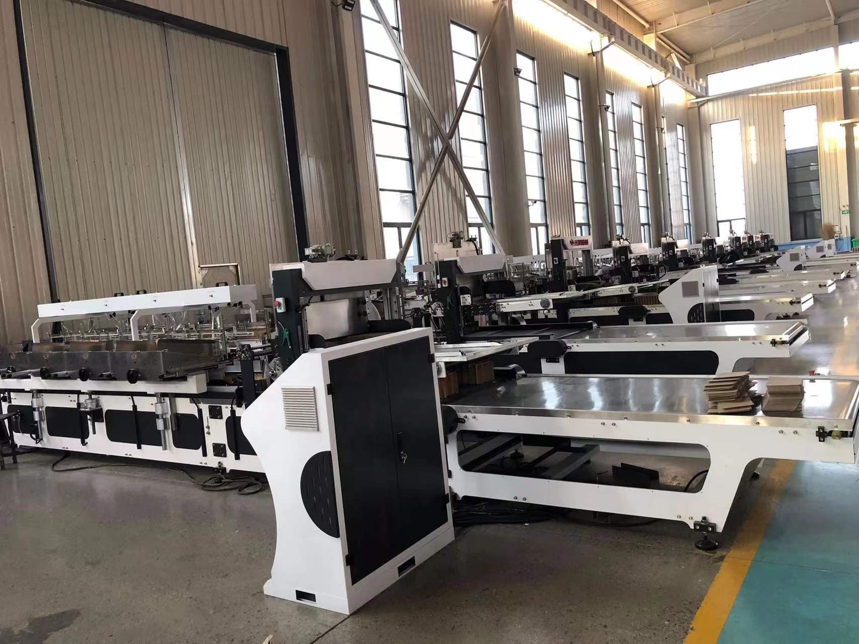 Partition assembly machine